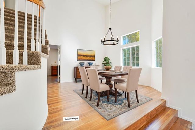 2220 Fox Glen Dr, Fairfield, CA 94534