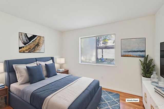 2220 Fox Glen Dr, Fairfield, CA 94534