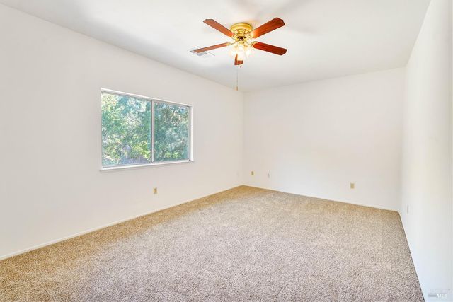 2220 Fox Glen Dr, Fairfield, CA 94534