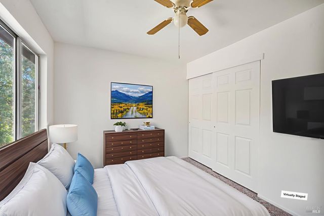 2220 Fox Glen Dr, Fairfield, CA 94534