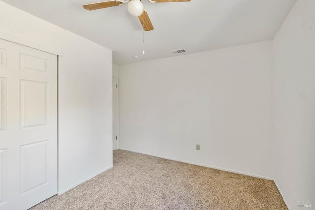 2220 Fox Glen Dr, Fairfield, CA 94534