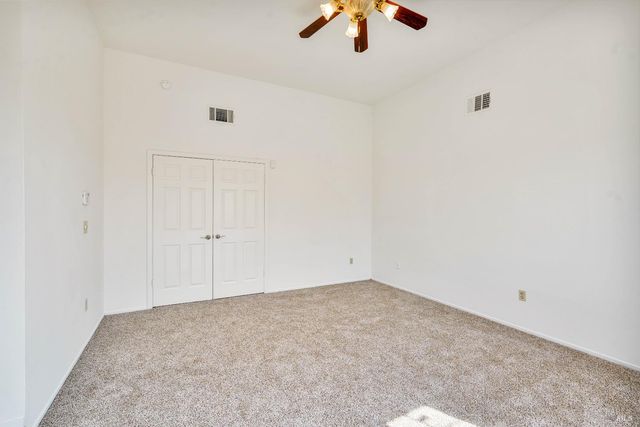 2220 Fox Glen Dr, Fairfield, CA 94534