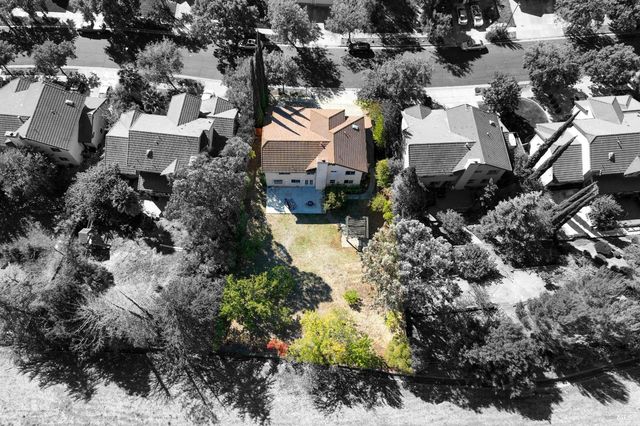 2220 Fox Glen Dr, Fairfield, CA 94534