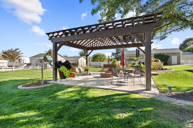 12243 S JANICE DR, Riverton, UT 84065