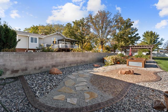 12243 S JANICE DR, Riverton, UT 84065