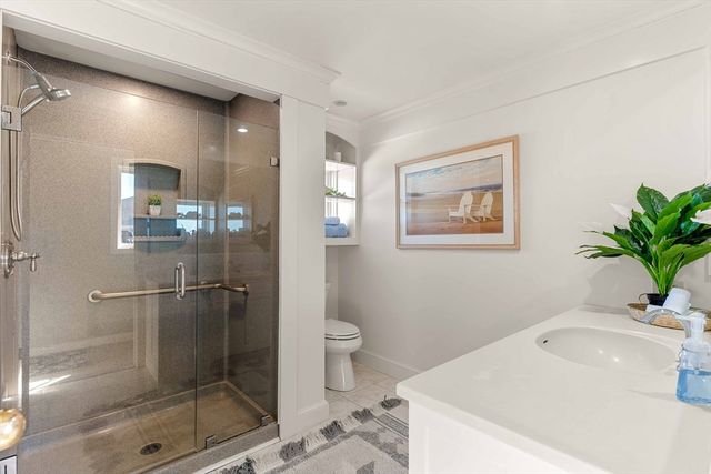 3 Marsh St, Newburyport, MA 01950