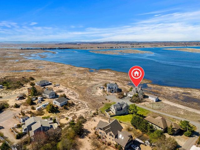 3 Marsh St, Newburyport, MA 01950