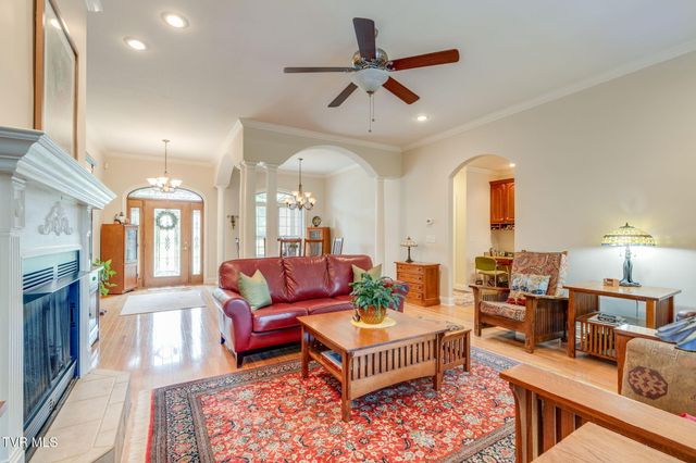 120 Reed Circle, Johnson City, TN 37601