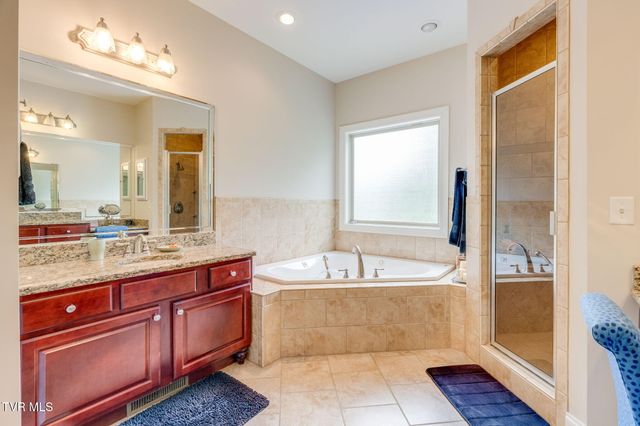 120 Reed Circle, Johnson City, TN 37601