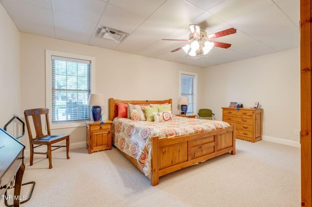 120 Reed Circle, Johnson City, TN 37601