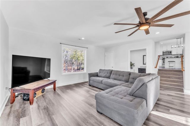 619 Spearman Road, Pelzer, SC 29669