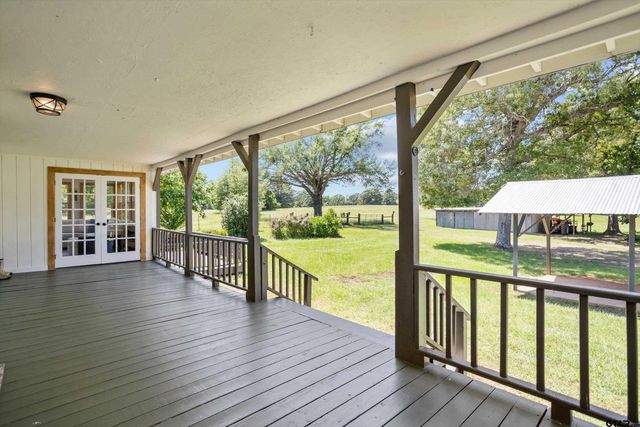 11755 E State Highway 21, Crockett, TX 75835