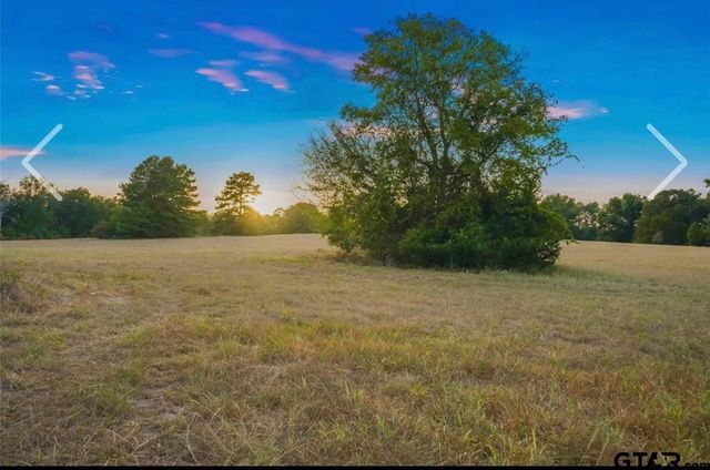 11755 E State Highway 21, Crockett, TX 75835