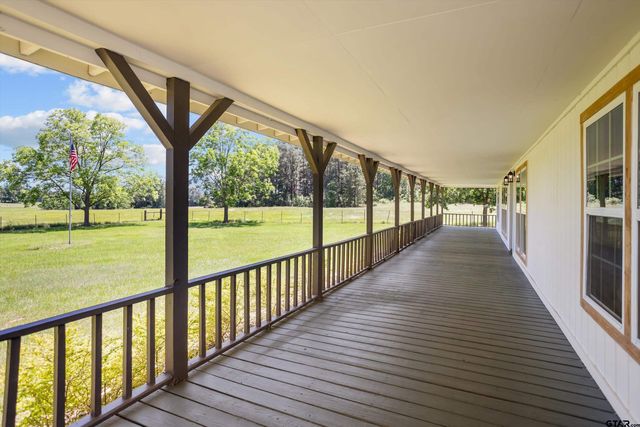 11755 E State Highway 21, Crockett, TX 75835