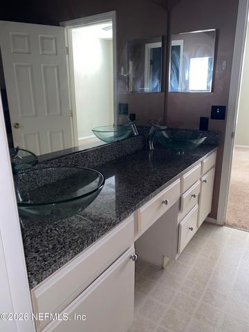 13810 SUTTON PARK Drive 229, Jacksonville, FL 32224
