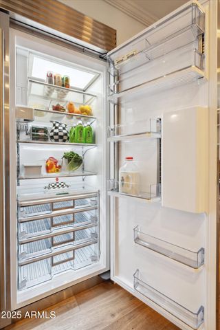 521 E CANTERBURY Lane, Phoenix, AZ 85022