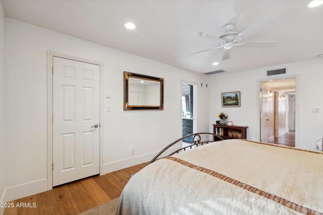 521 E CANTERBURY Lane, Phoenix, AZ 85022