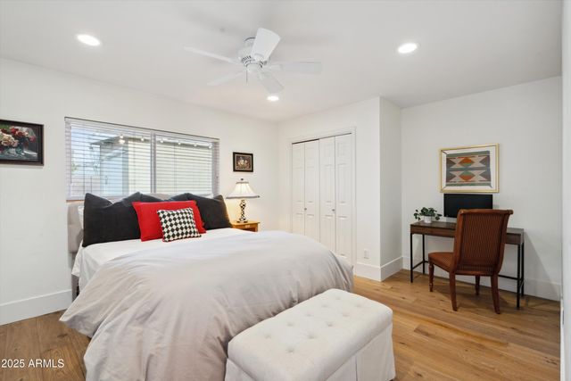 521 E CANTERBURY Lane, Phoenix, AZ 85022