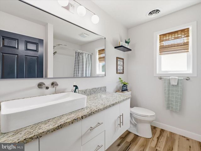 6270 BIKLE RD, Chambersburg, PA 17202