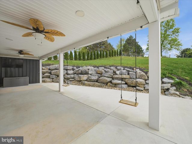 6270 BIKLE RD, Chambersburg, PA 17202