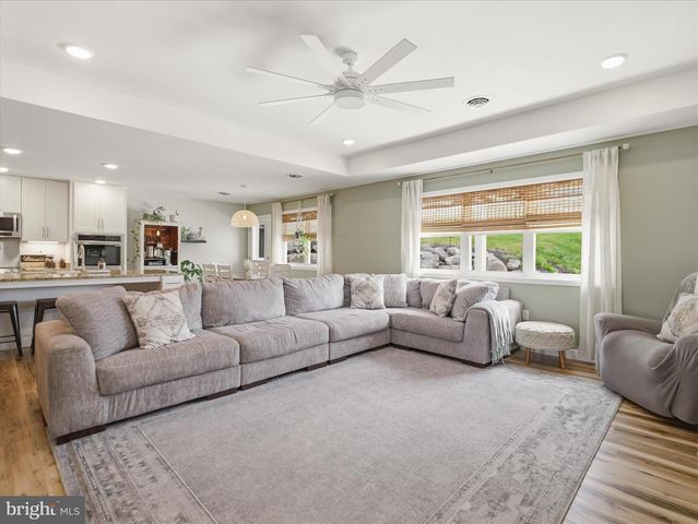6270 BIKLE RD, Chambersburg, PA 17202