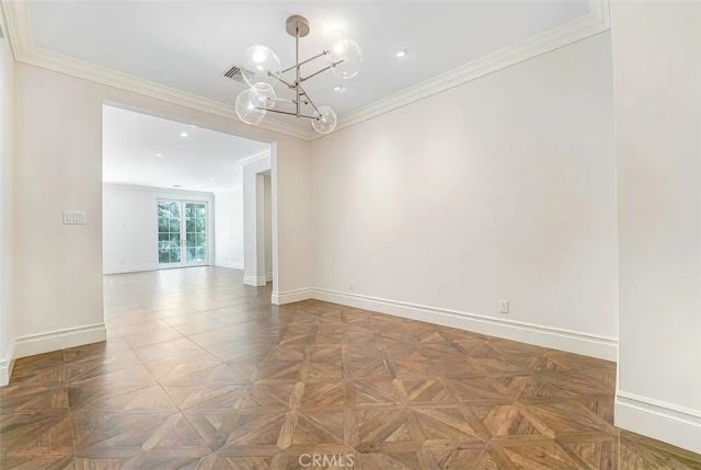 1714 W Oak, Burbank, CA 91506