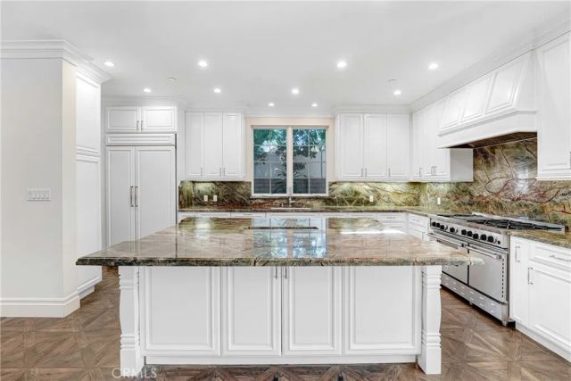 1714 W Oak, Burbank, CA 91506