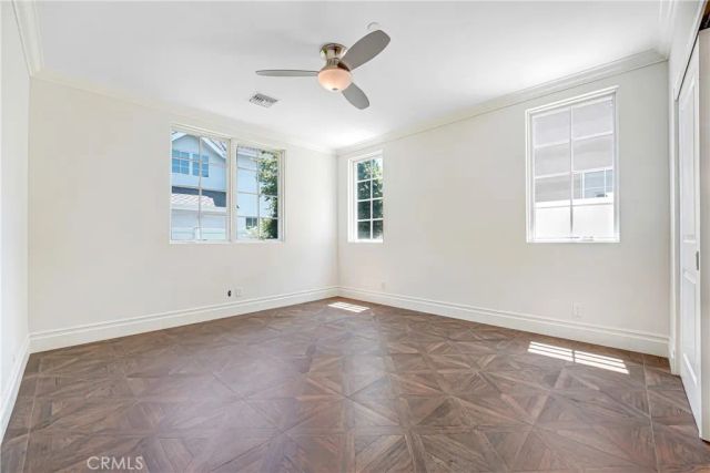1714 W Oak, Burbank, CA 91506