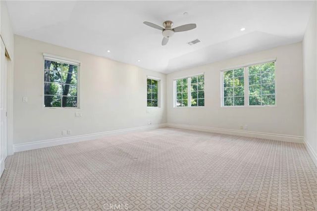 1714 W Oak, Burbank, CA 91506