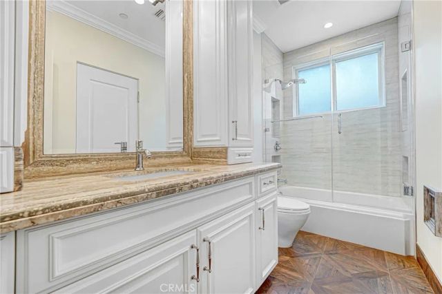 1714 W Oak, Burbank, CA 91506