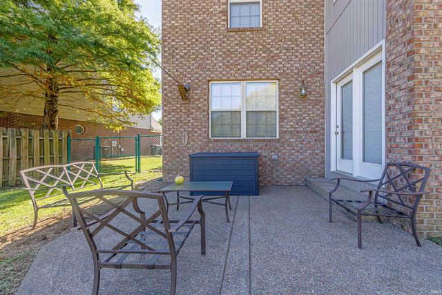 3116 Roselawn Drive, Evansville, IN 47711