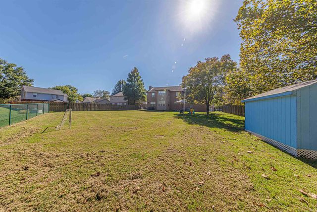 3116 Roselawn Drive, Evansville, IN 47711