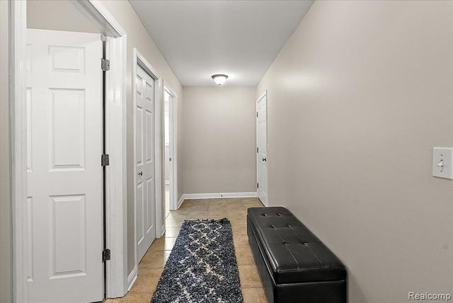 8698 Paul Drive, Washington, MI 48094