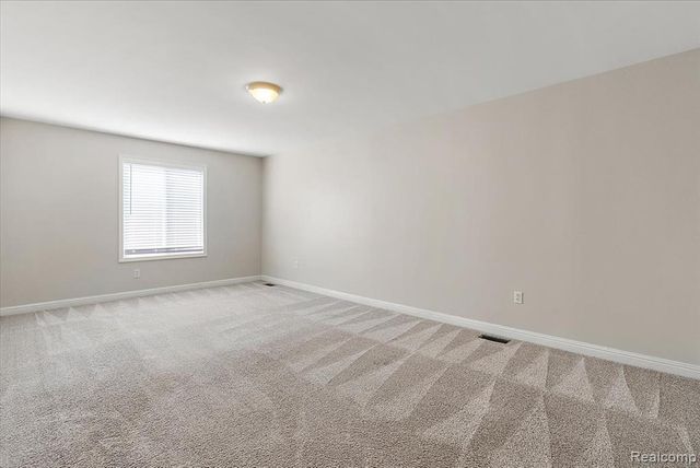 8698 Paul Drive, Washington, MI 48094