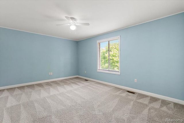 8698 Paul Drive, Washington, MI 48094
