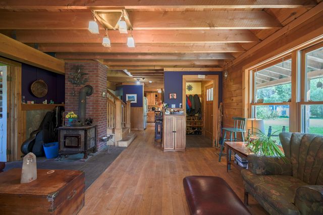 143 Biddle Road, Lincoln, VT 05443