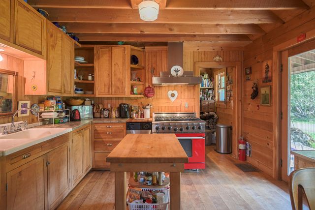 143 Biddle Road, Lincoln, VT 05443