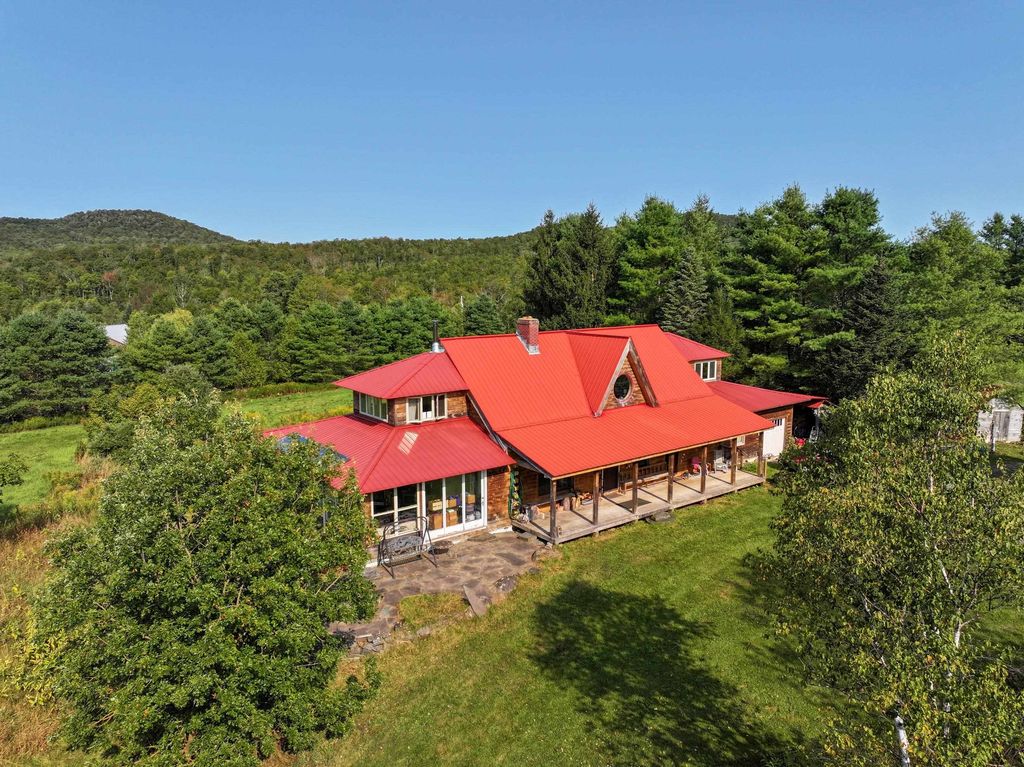 143 Biddle Road, Lincoln, VT 05443