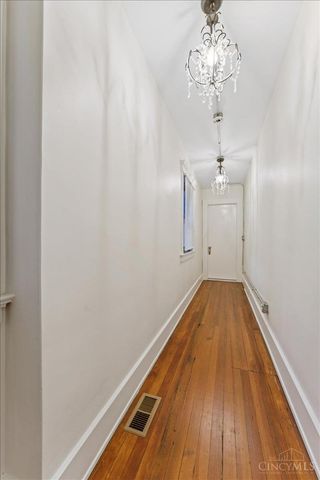 1302 Main Street, Cincinnati, OH 45202