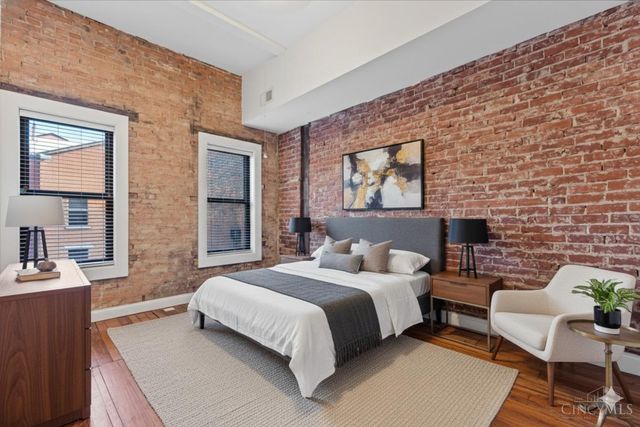 1302 Main Street, Cincinnati, OH 45202