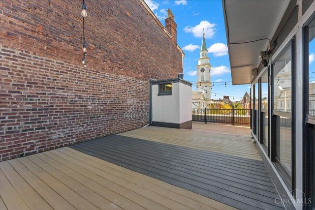 1302 Main Street, Cincinnati, OH 45202