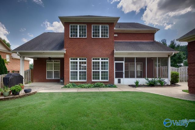 4824 Cove Valley Drive SE, Owens Cross Roads, AL 35763