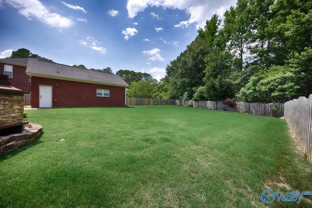4824 Cove Valley Drive SE, Owens Cross Roads, AL 35763