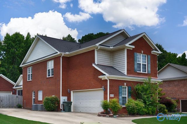 4824 Cove Valley Drive SE, Owens Cross Roads, AL 35763