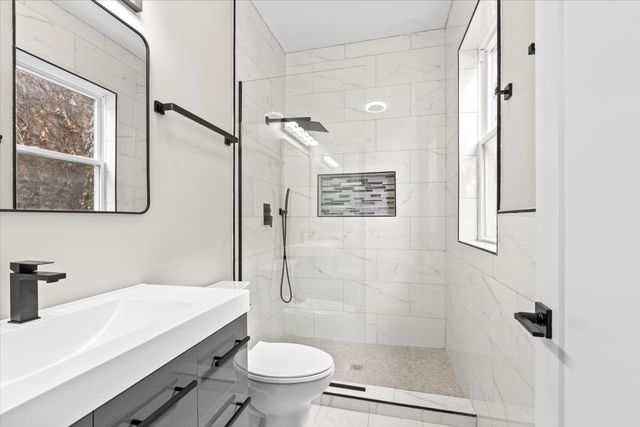 6128 S Rhodes Avenue 2, Chicago, IL 60637