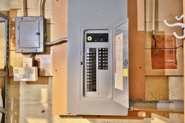 1632 Madison Street, Madison, WI 53711