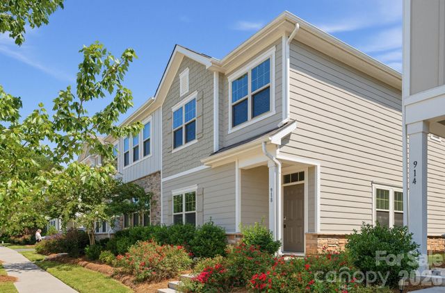 918 Sagecroft Lane, Indian Trail, NC 28079