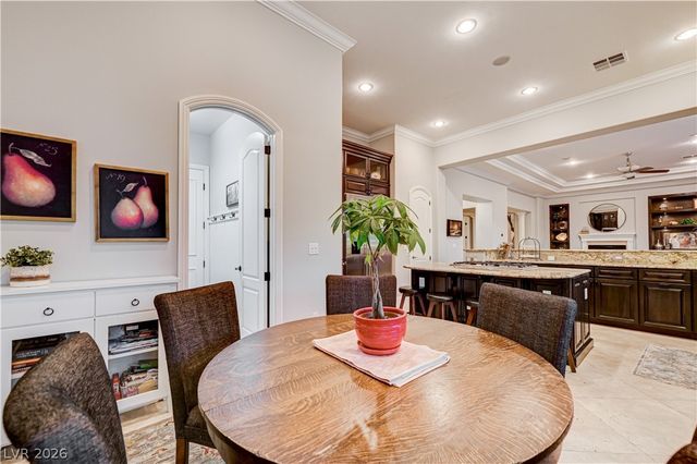 712 Tandoori Lane, Las Vegas, NV 89138