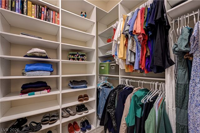 712 Tandoori Lane, Las Vegas, NV 89138