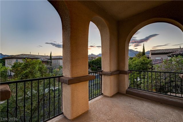 712 Tandoori Lane, Las Vegas, NV 89138